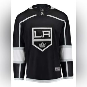 New With Tags Los Angeles Kings Youth Fanatics L/XL Hockey Jersey